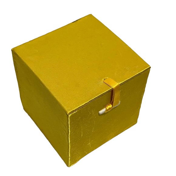 Benjamin Chee Chee Proud Male Glass Christmas Ornament - Picture 9 of 11